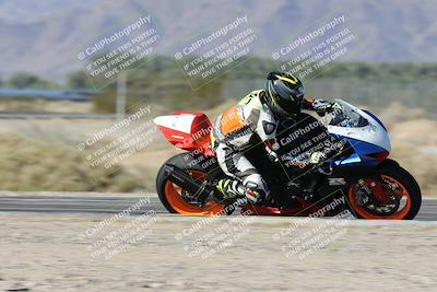 media/Dec-04-2025-Racers Edge (Thu) [[5ebc9f124d]]/3-B Group/5-Session 2 Turn 2 inside Speed Pans/